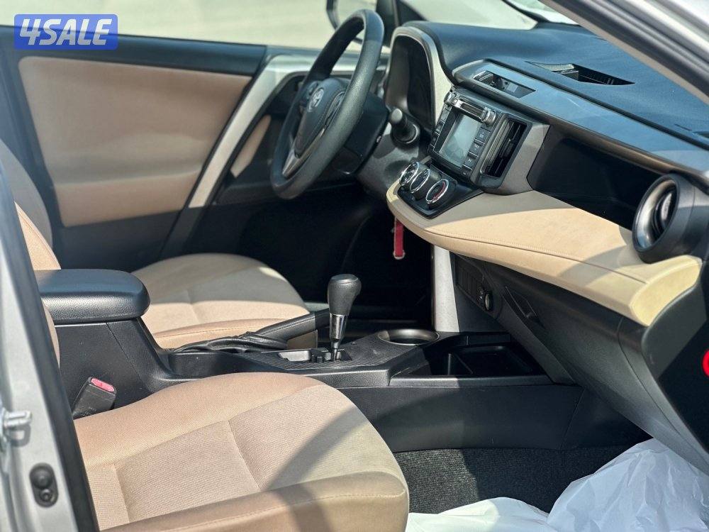 للبيع تويوتا راف فور ماشي ١٥٦ الف كيلو4