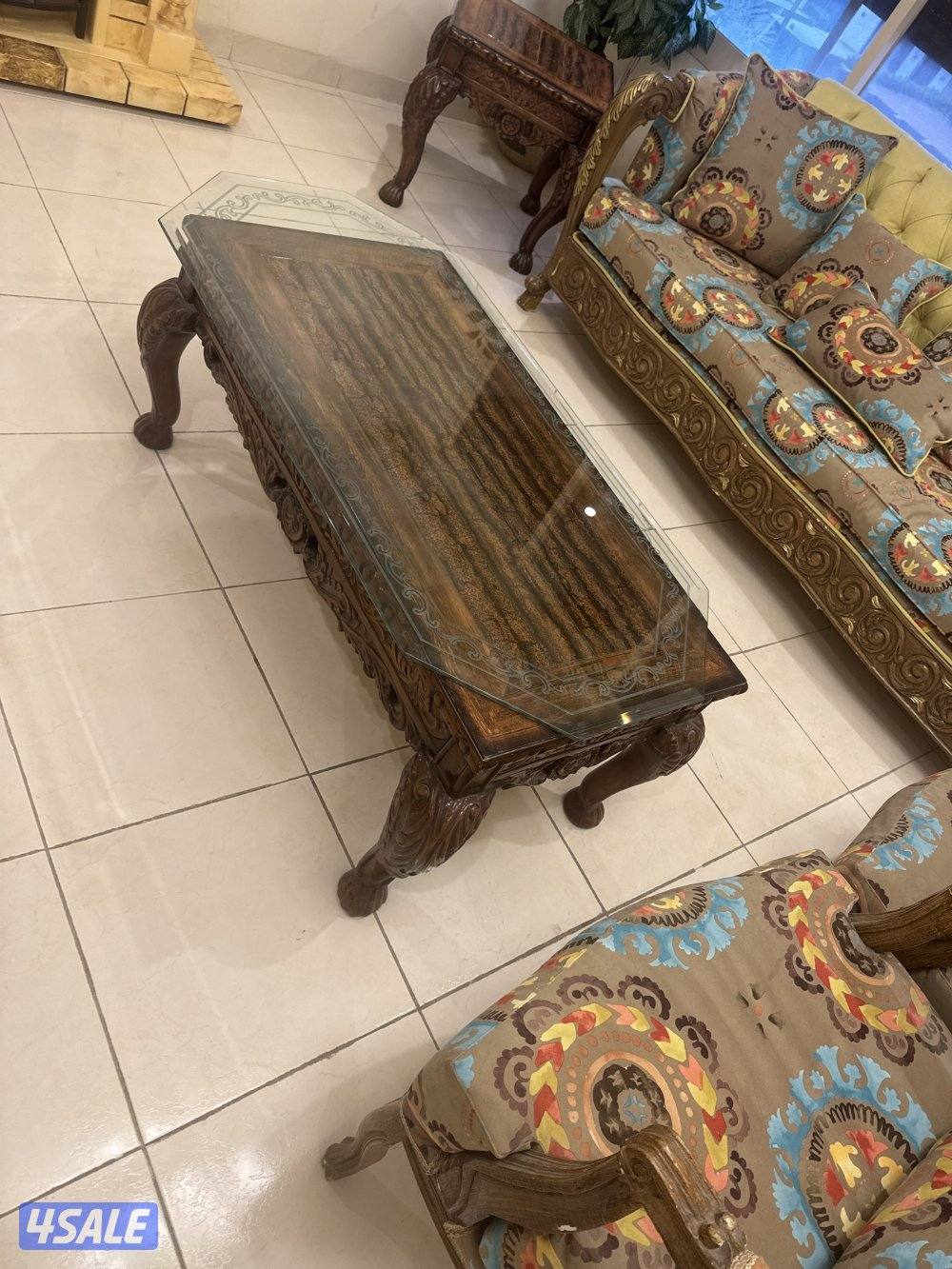 للبيع طقمين اثاث نظيف6