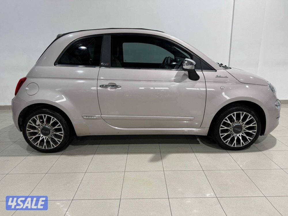 FIAT 500 Dolcevita Convertible0
