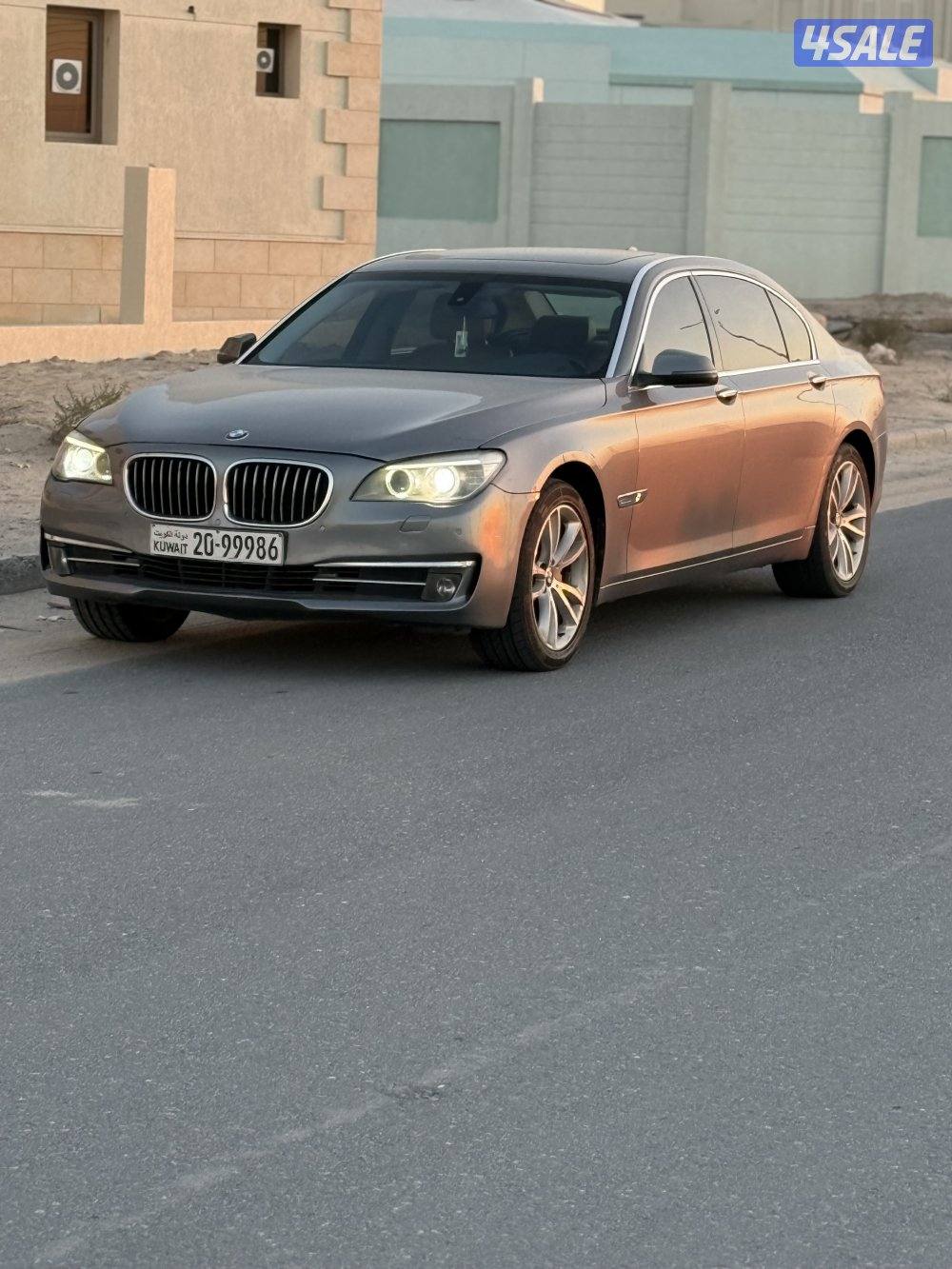 بي ام دبليو 7300