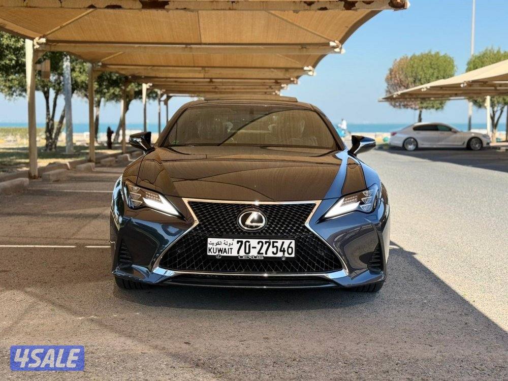 للبيع : لكزس RC300 موديل : 2022 عداد : 10 الاف5