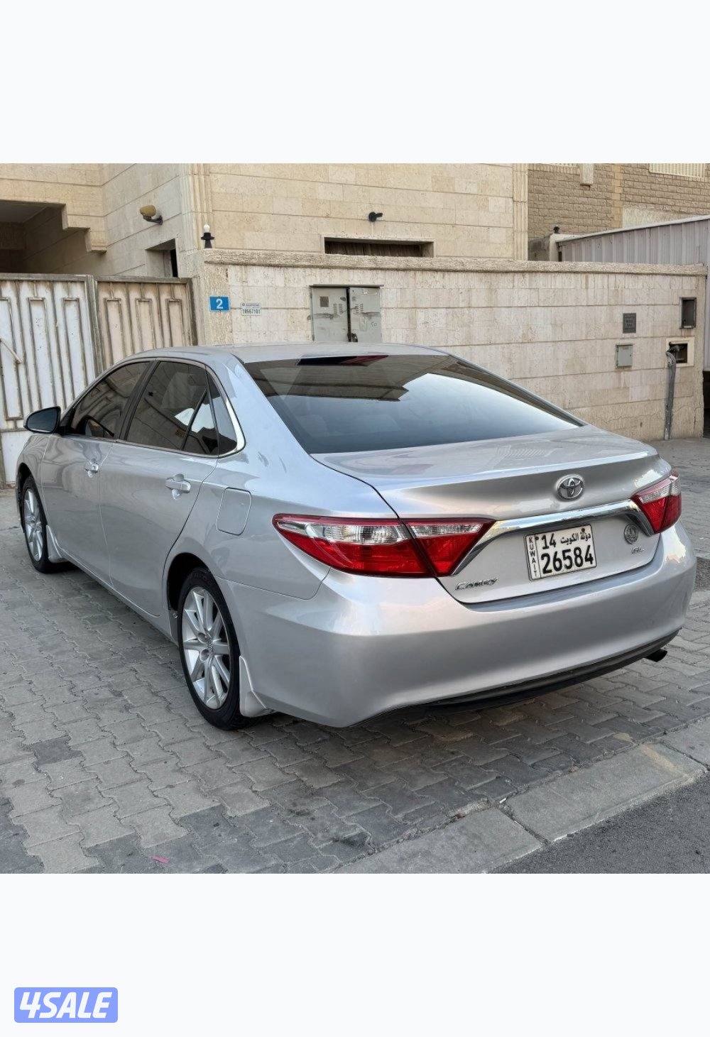 للبيع كامري 2016 بحالة ممتازة2
