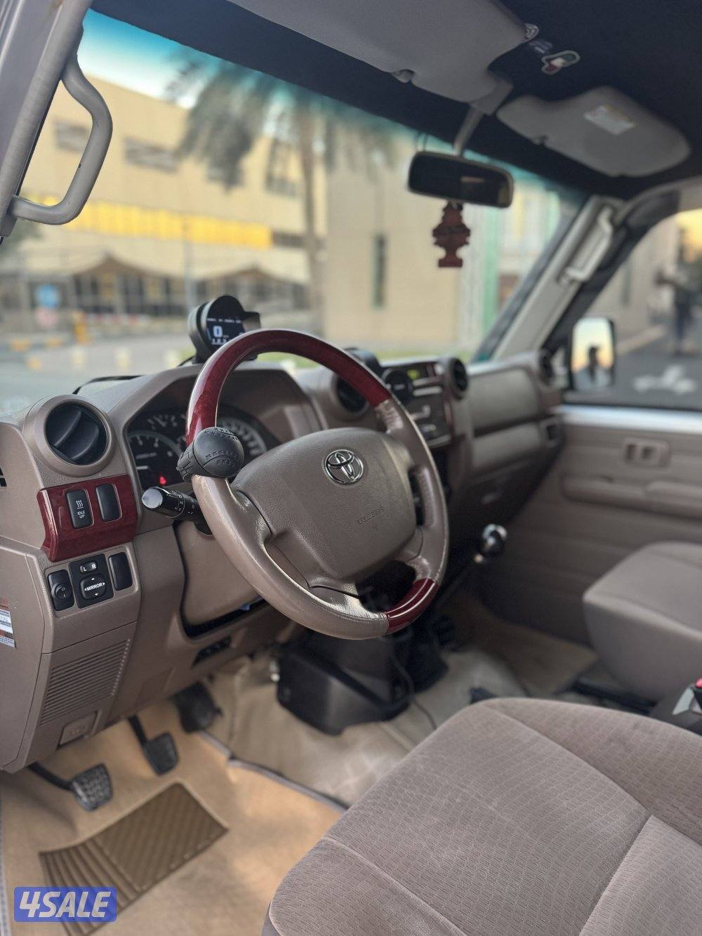 للبيع lc79 ديزل2