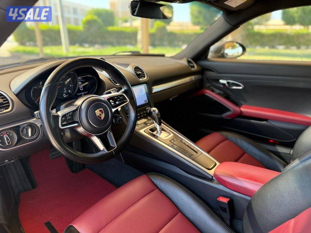 للبيع : بورش كايمان موديل : 2018 عداد : 90 الف10