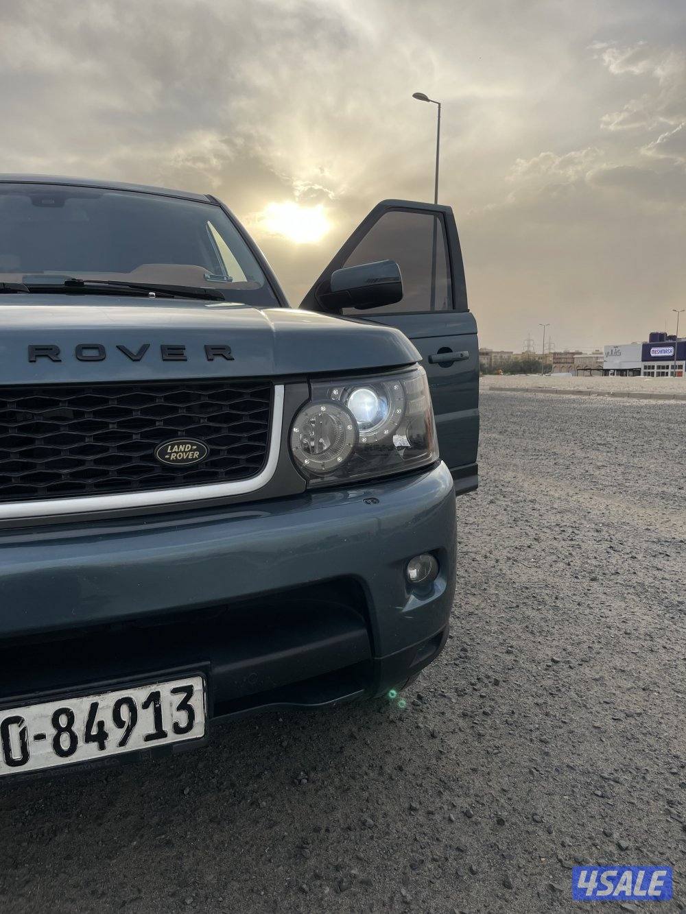 للبيع RANGE ROVER SPORT وارد الغانم0
