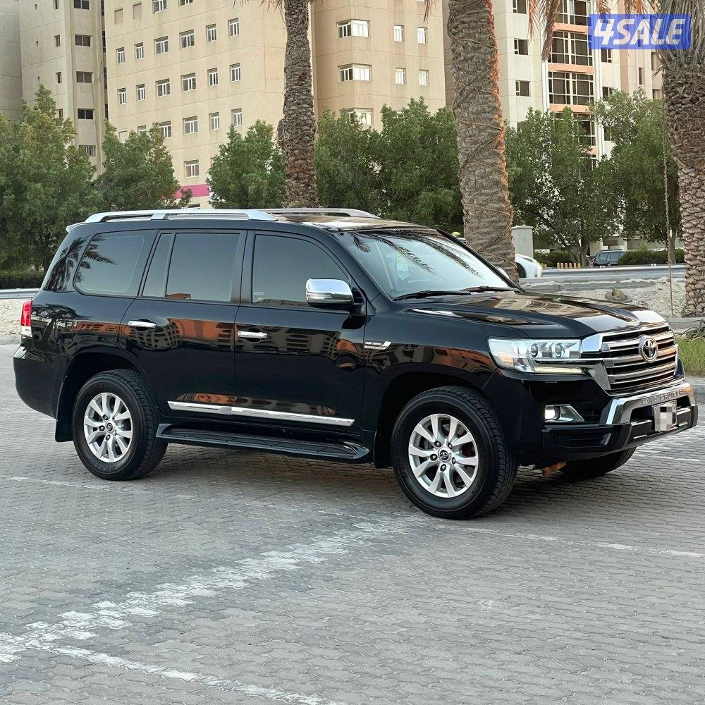 لانـدكروزر الـسـايـر نظـيـف0