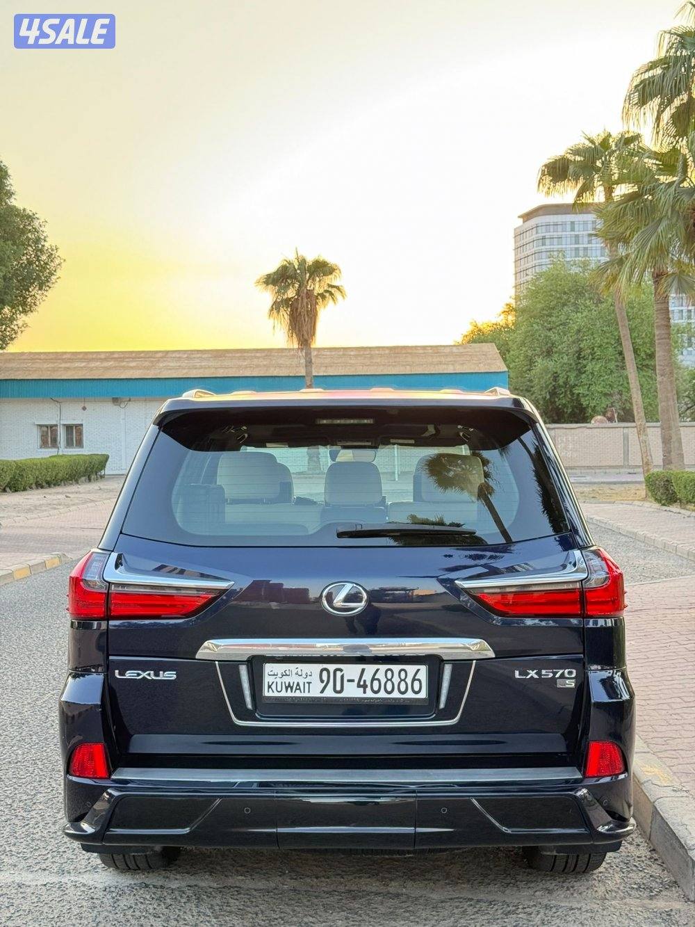 لكزس LX570 موديل2017 درجه اولى5