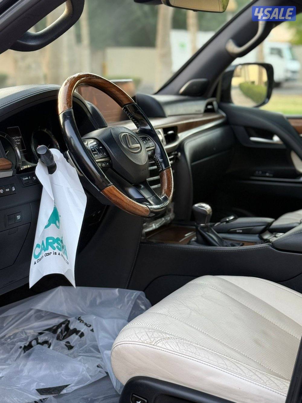 لكزس LX570 موديل2017 درجه اولى6