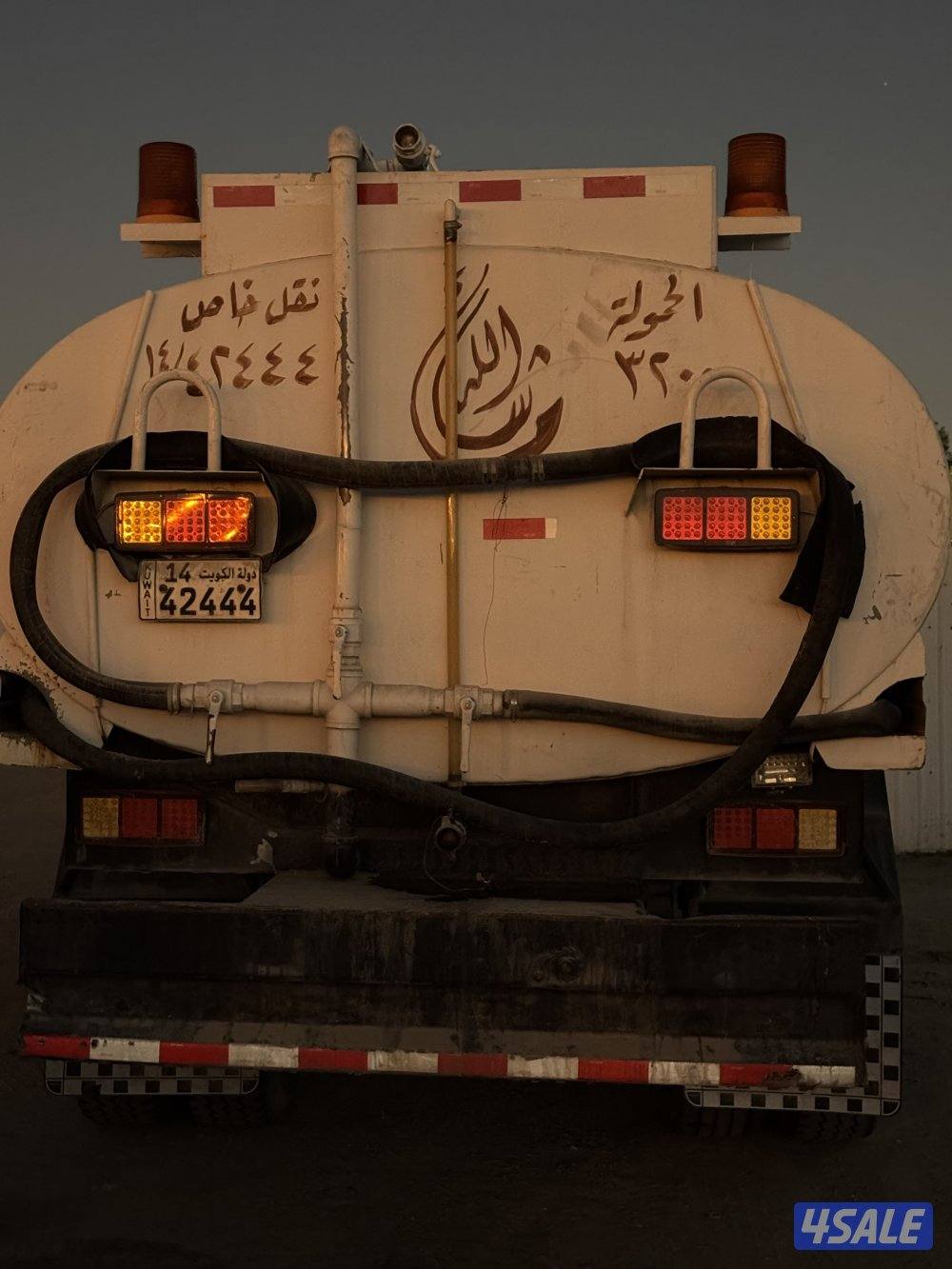 للبيع تنكر مياه موديل 19931