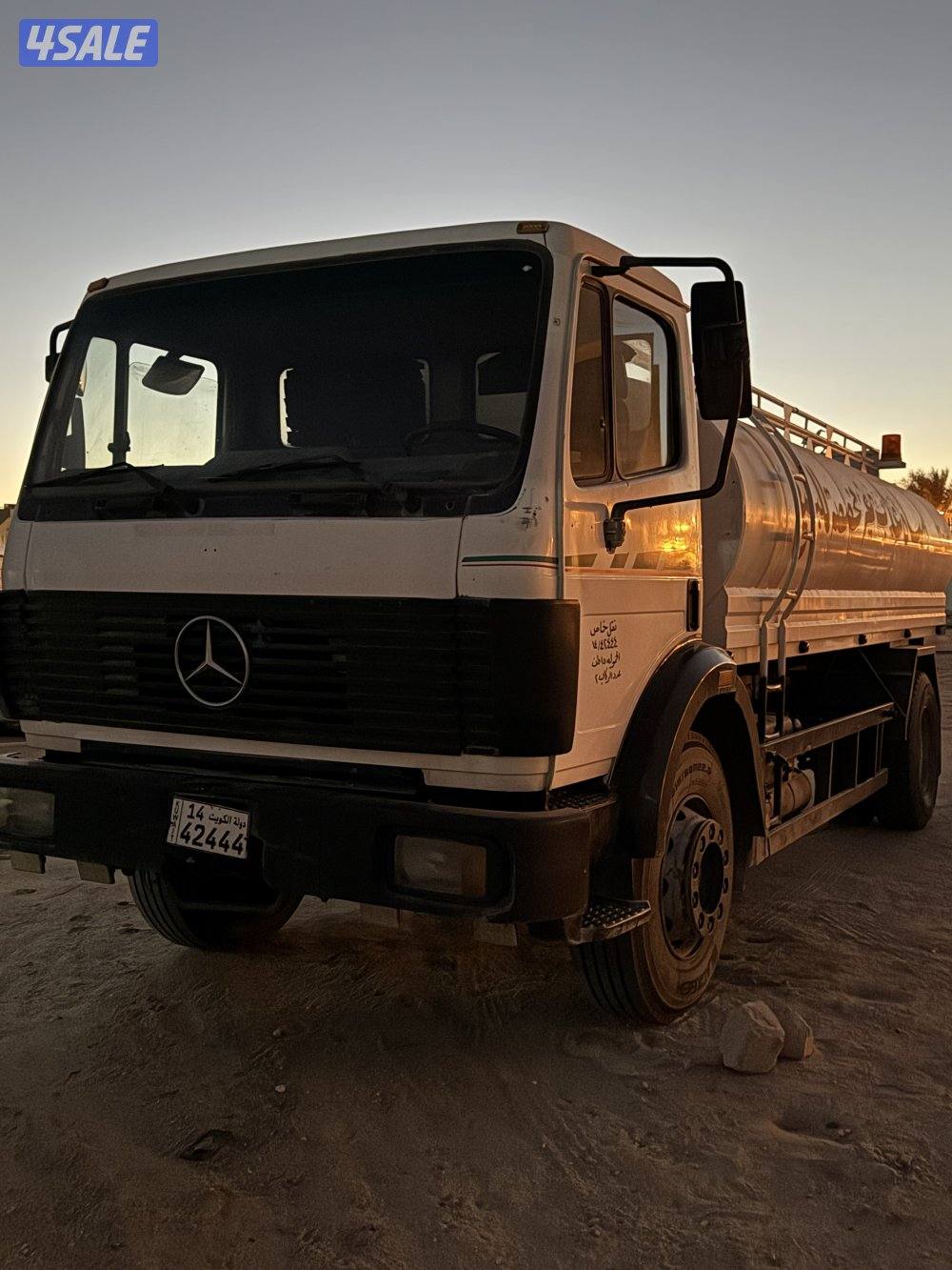 للبيع تنكر مياه موديل 19932