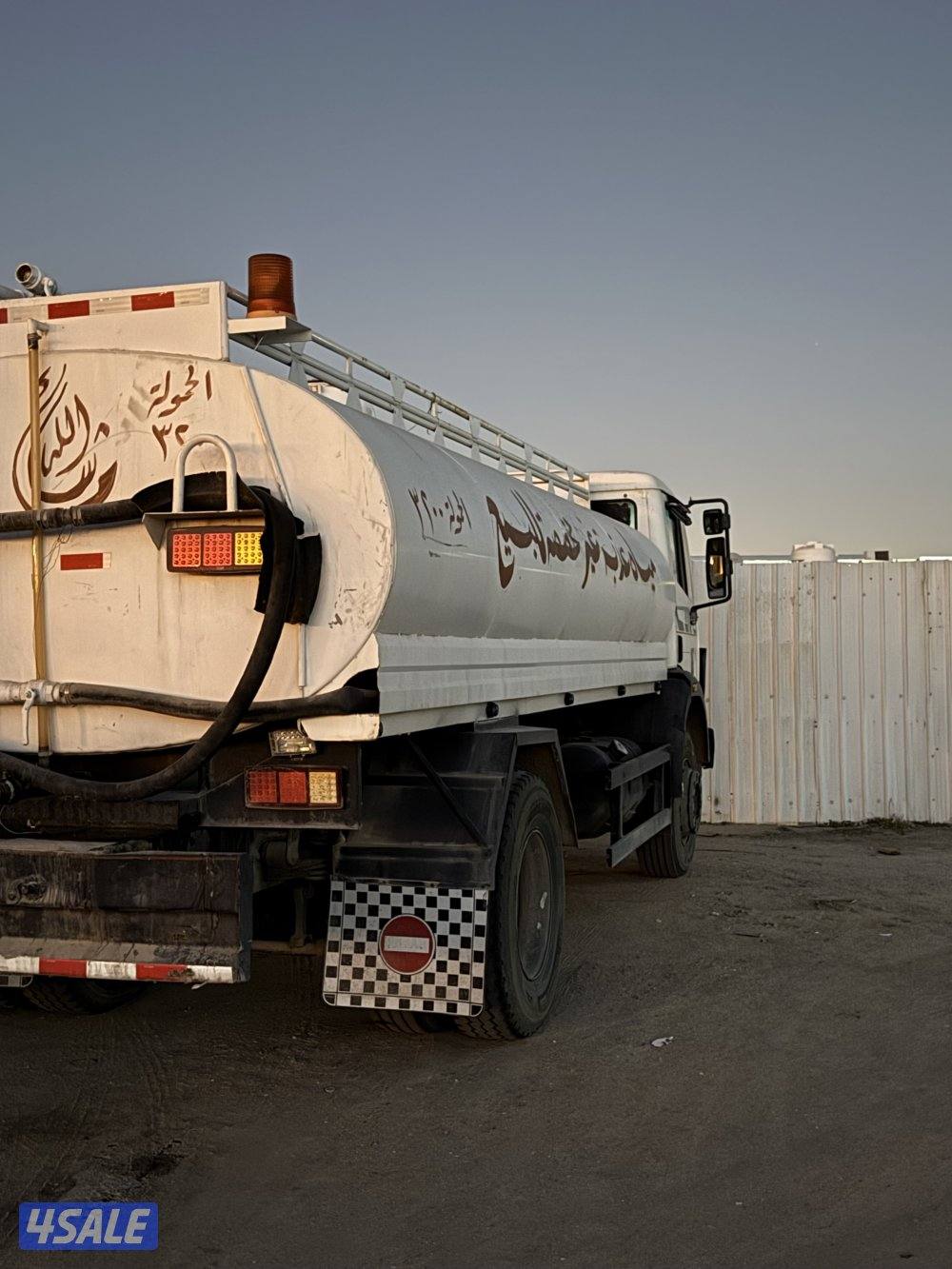 للبيع تنكر مياه موديل 19933