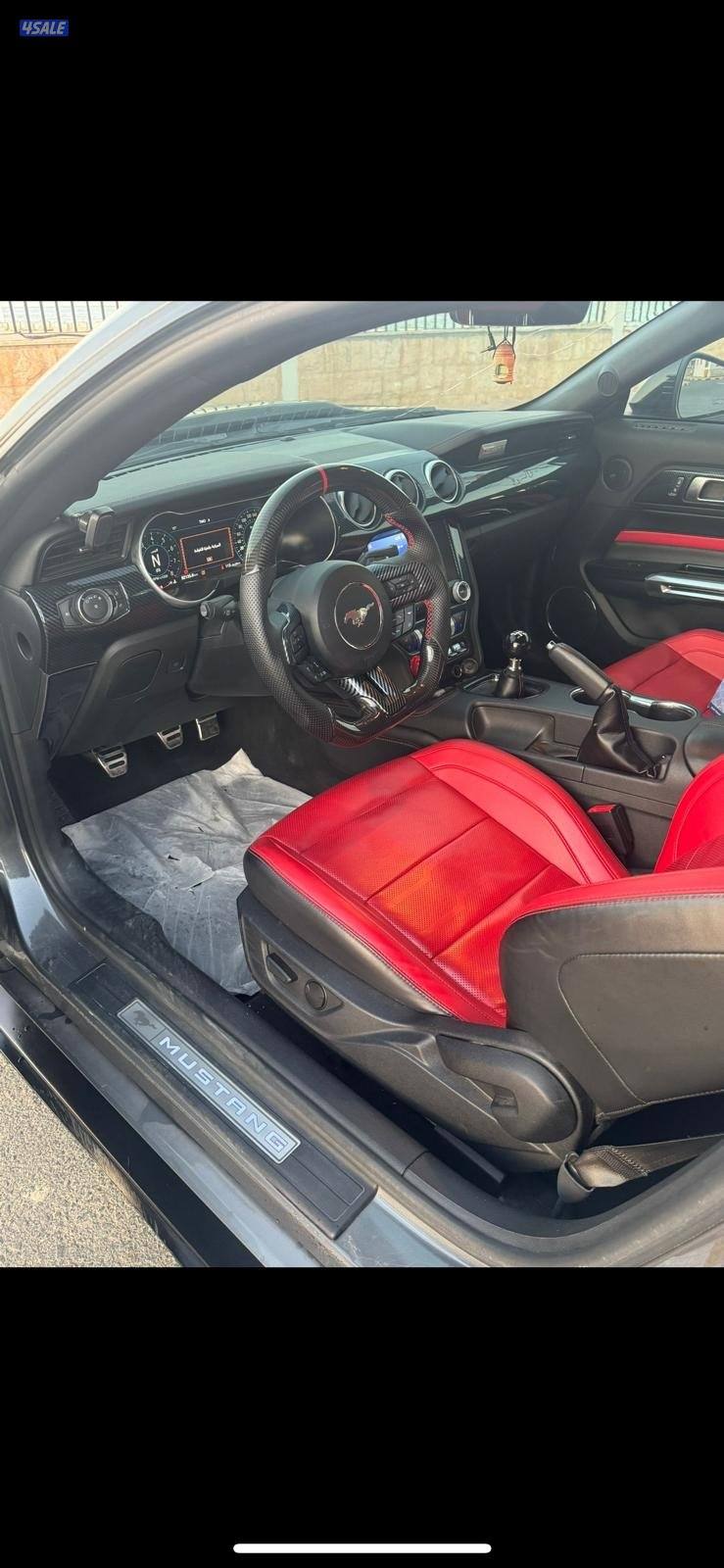 للبيع موستنق بريميوم 20223