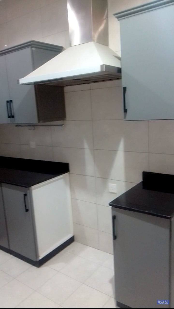 للإيجار شقة راقية أبوفطـيرة3