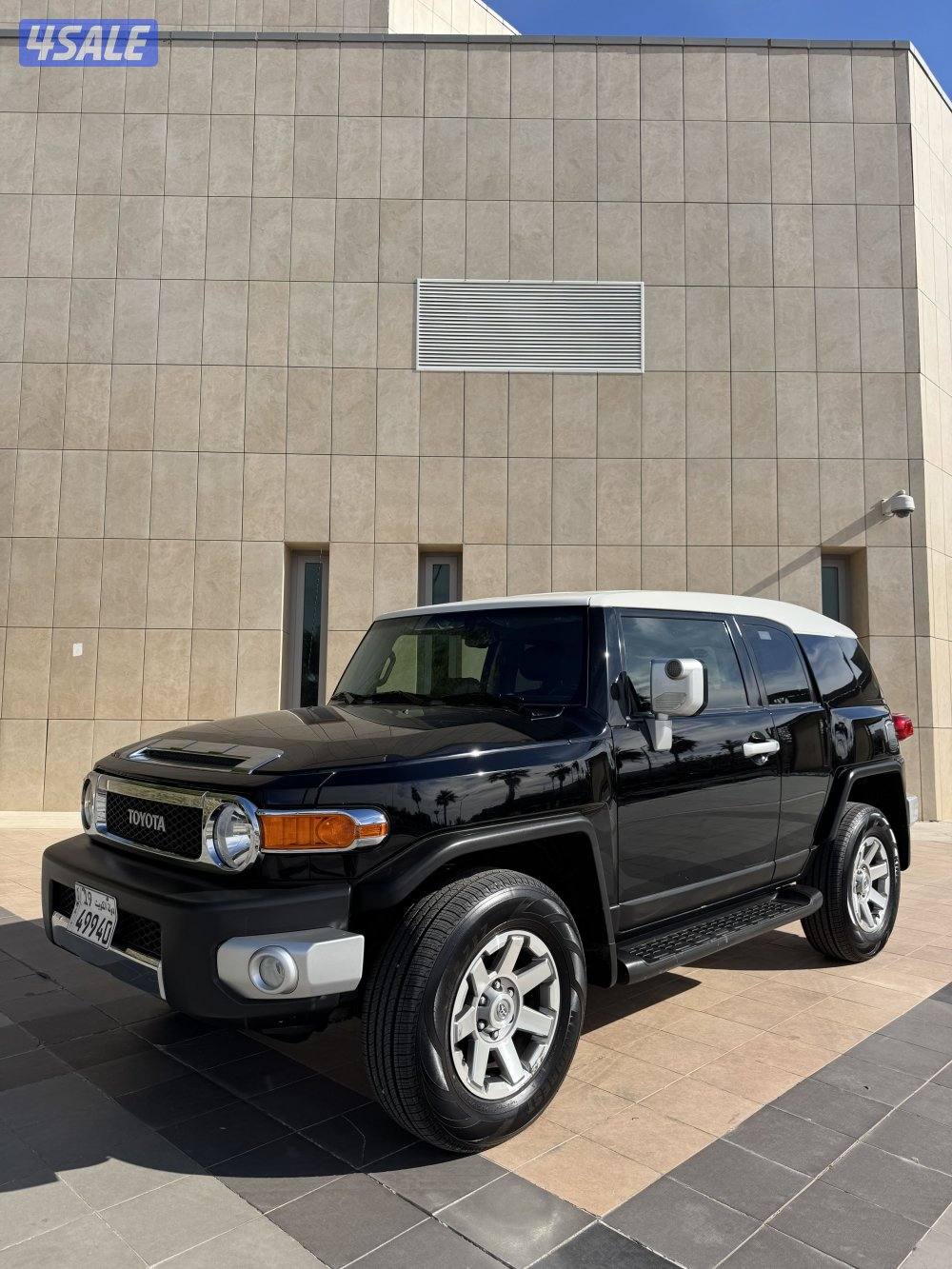 تويوتا FJ كروزر موديل 20216