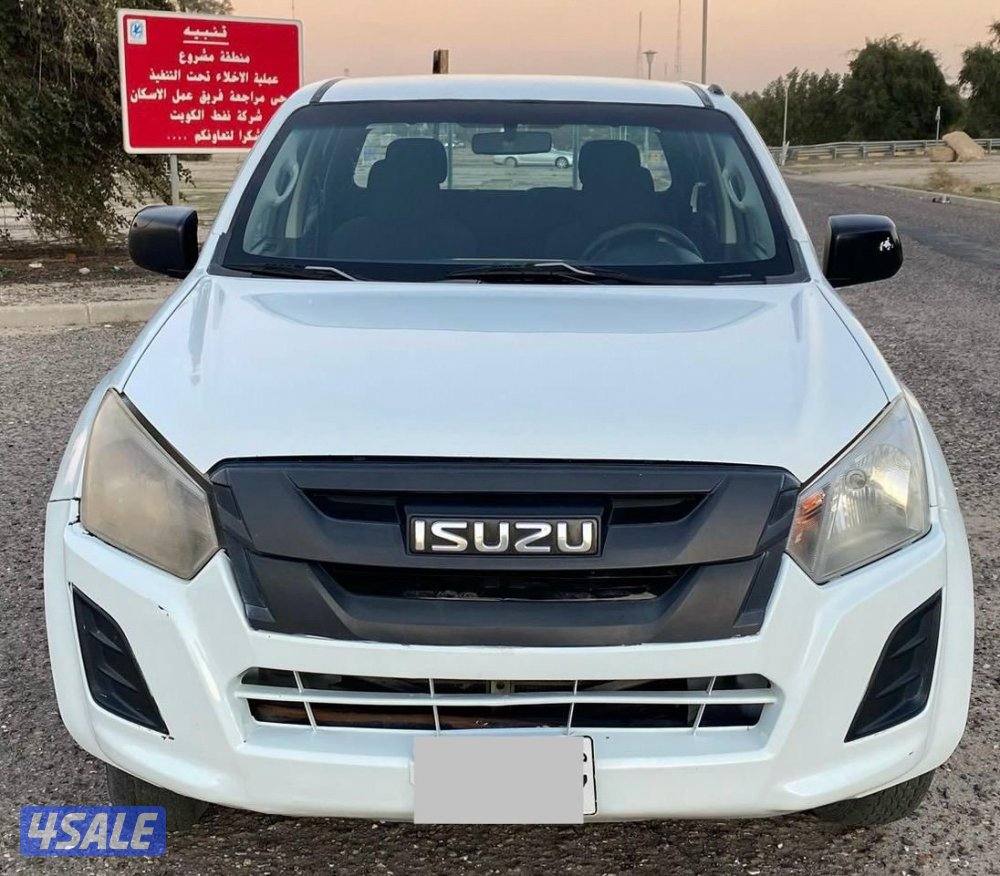 للبيع وانيت ايسوزو ديزل ٢٠١٧ رقم3