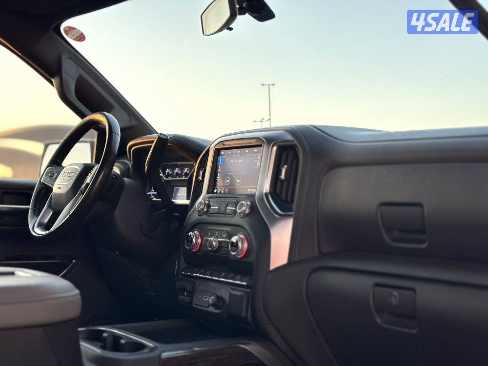 معرض القمة🚩9