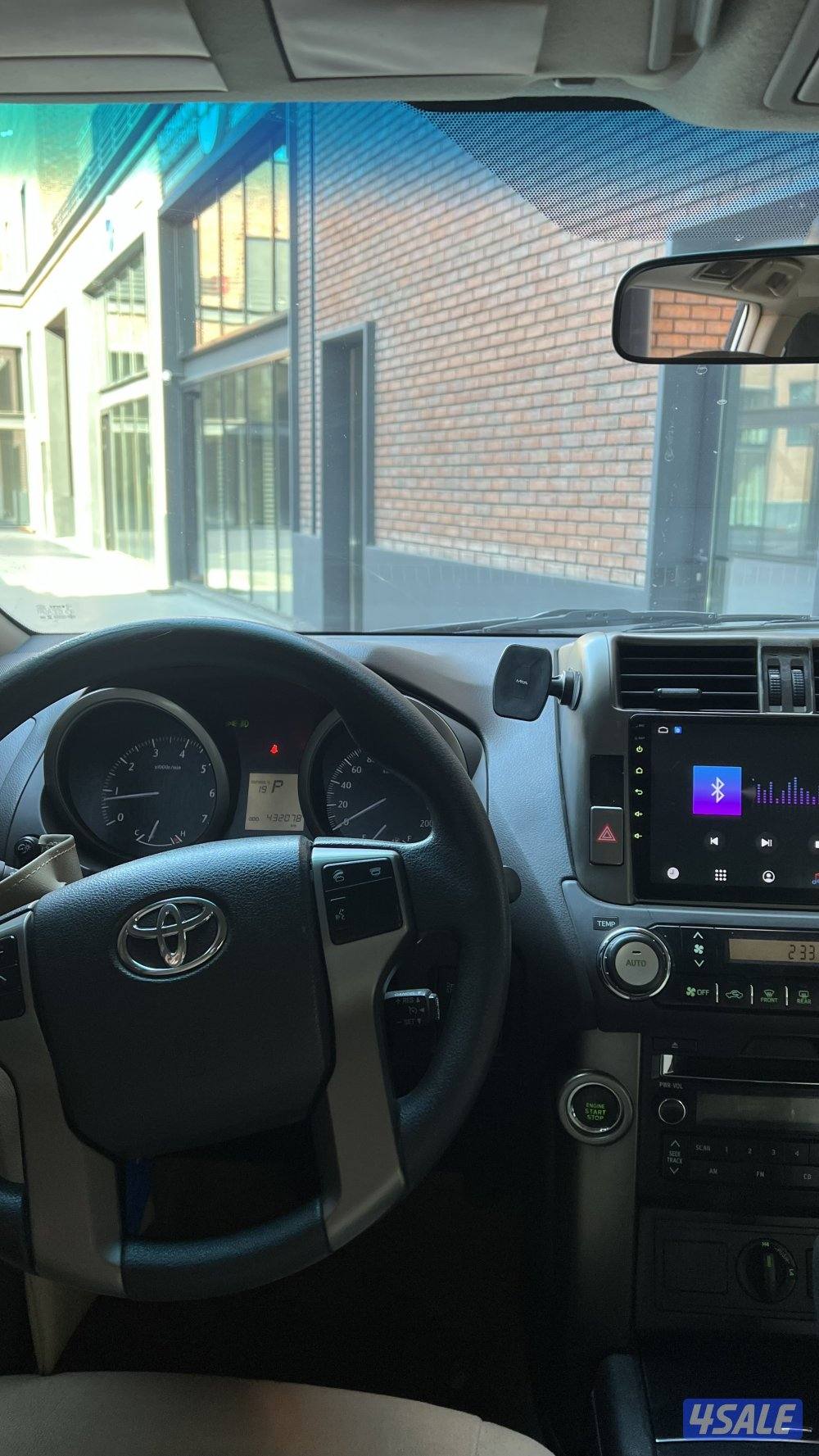 تويوتا برادو 20126