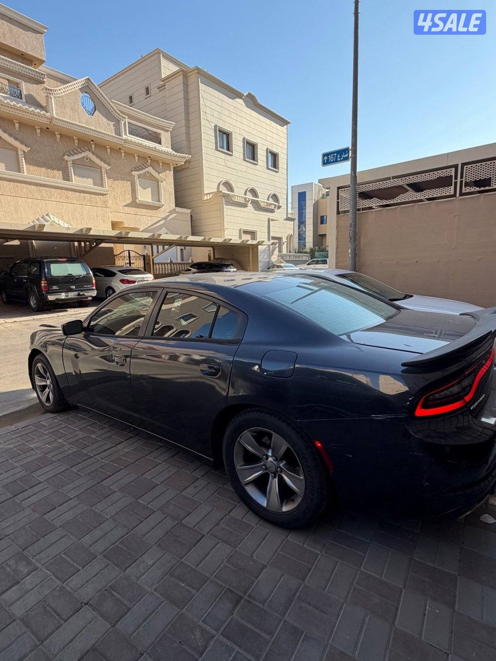 البيع شارجر مديل ٢٠١٦ ماشية ٢٦٩٣٥٨ شرط الفحص مكينة وقير2