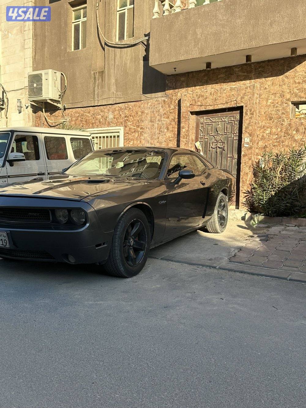 للبيع تشالنجر 2012 على المنظور0