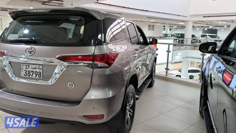 Toyota Fortuner 2020 | صيانة وكالة | استعمال نظيف | شرط الفحص1