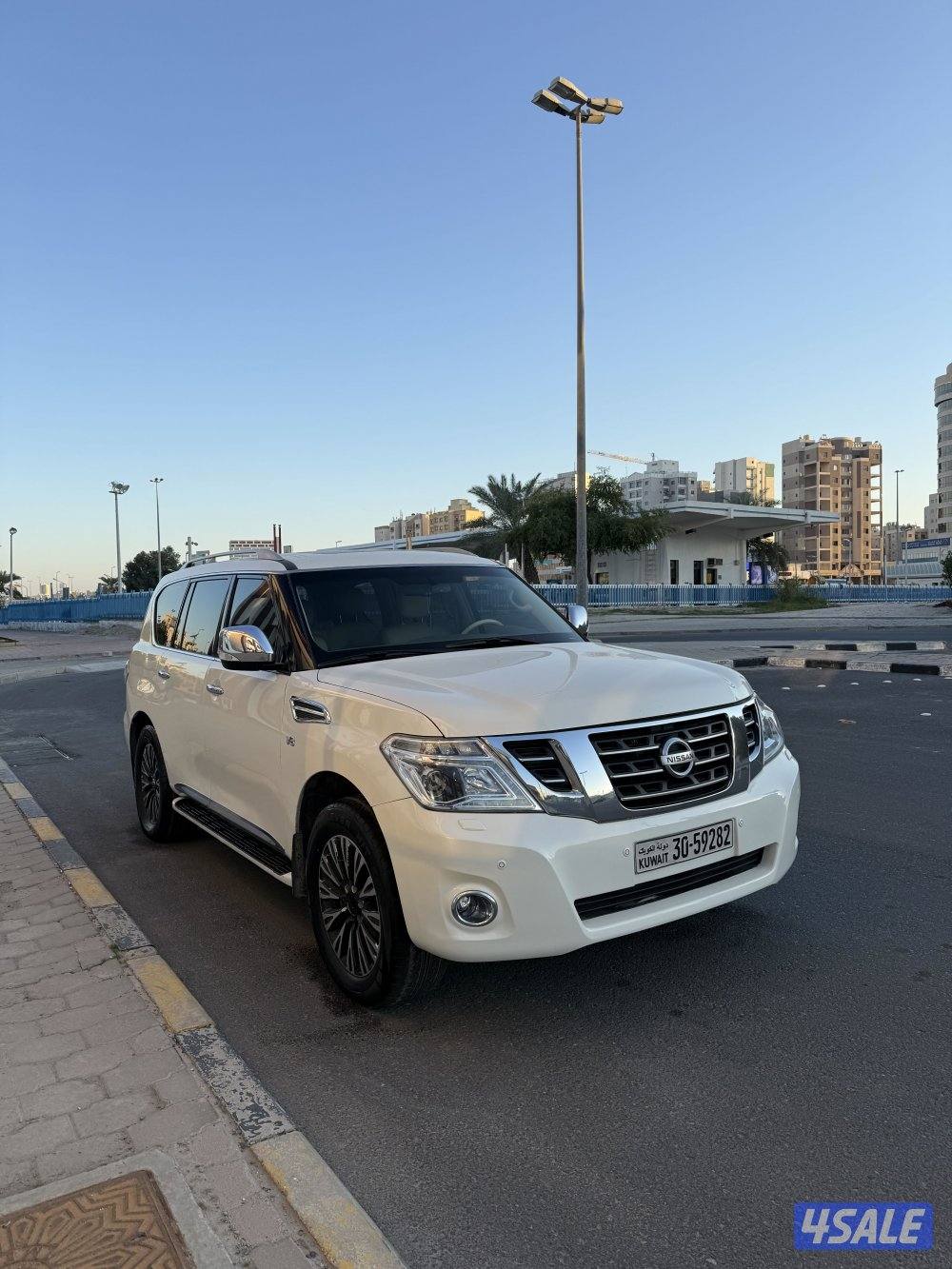 للبيع نيسان باترول بلاتنيوم 20150