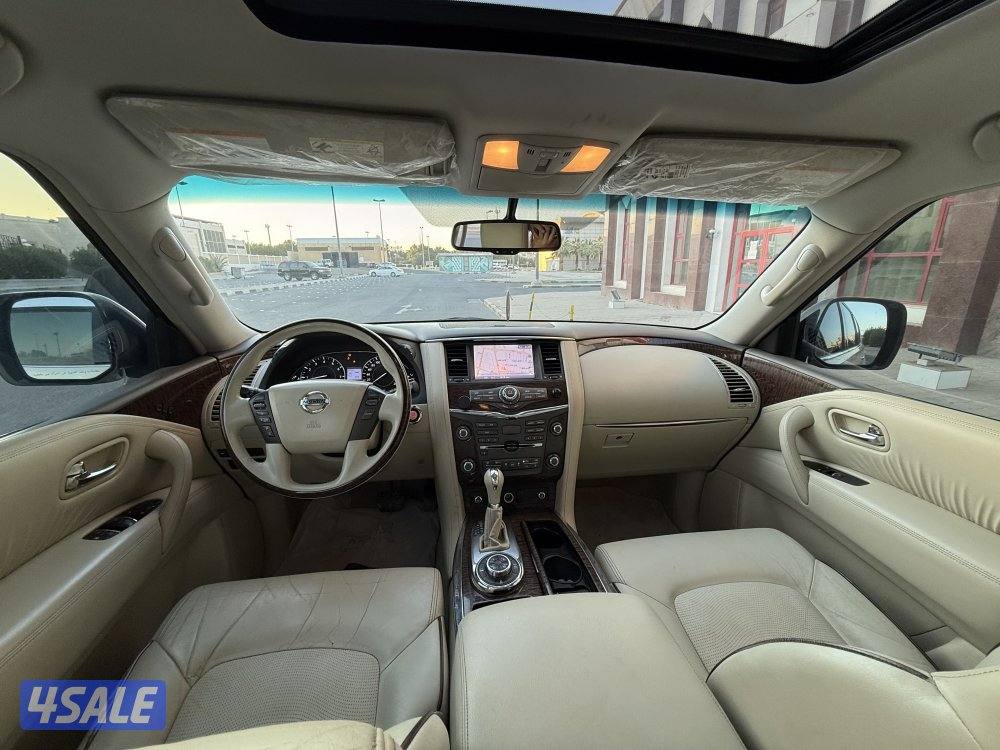 للبيع نيسان باترول بلاتنيوم 20155