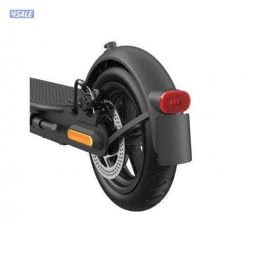 XIAOMI Mi Electric Scooter Pro 23