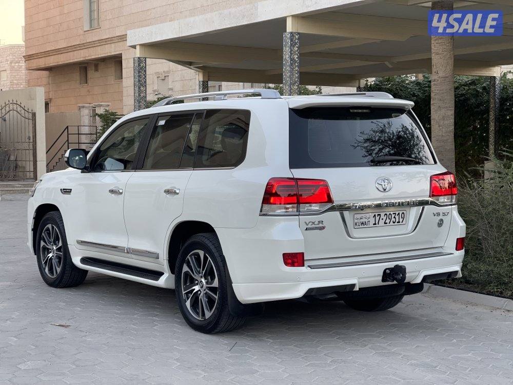 لاند كروز 5.7 VXR قراند تورنق اس موديل 20202