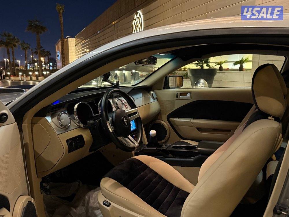 للبيع فورد موستنق موديل2008 بحاله ممتازه جدا5