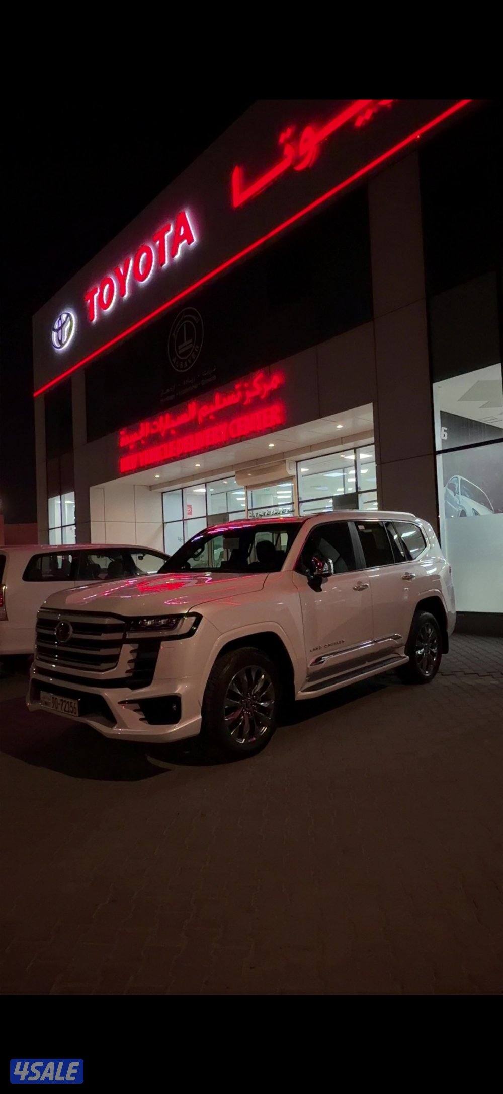 لاند كروزر VXR4