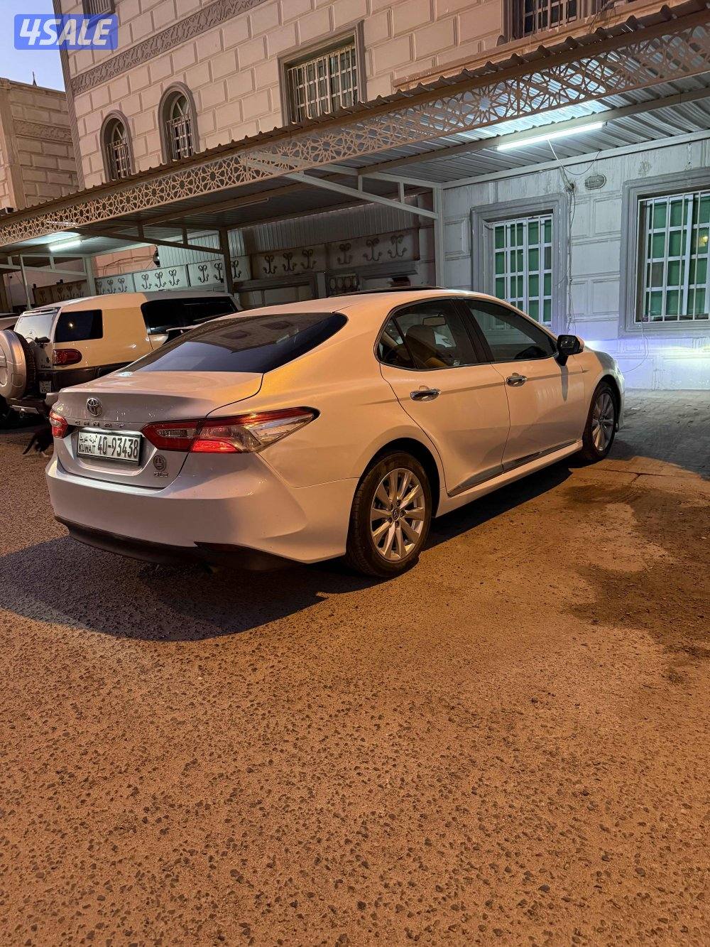 كامري فل كامل موصفات عداد 200 موديل 20186