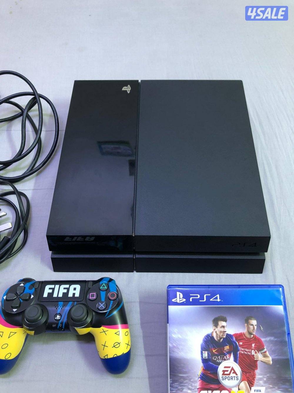 Sony Ps4 . Comes with controller, cables and 1 cd. 50 kd negotiable.1