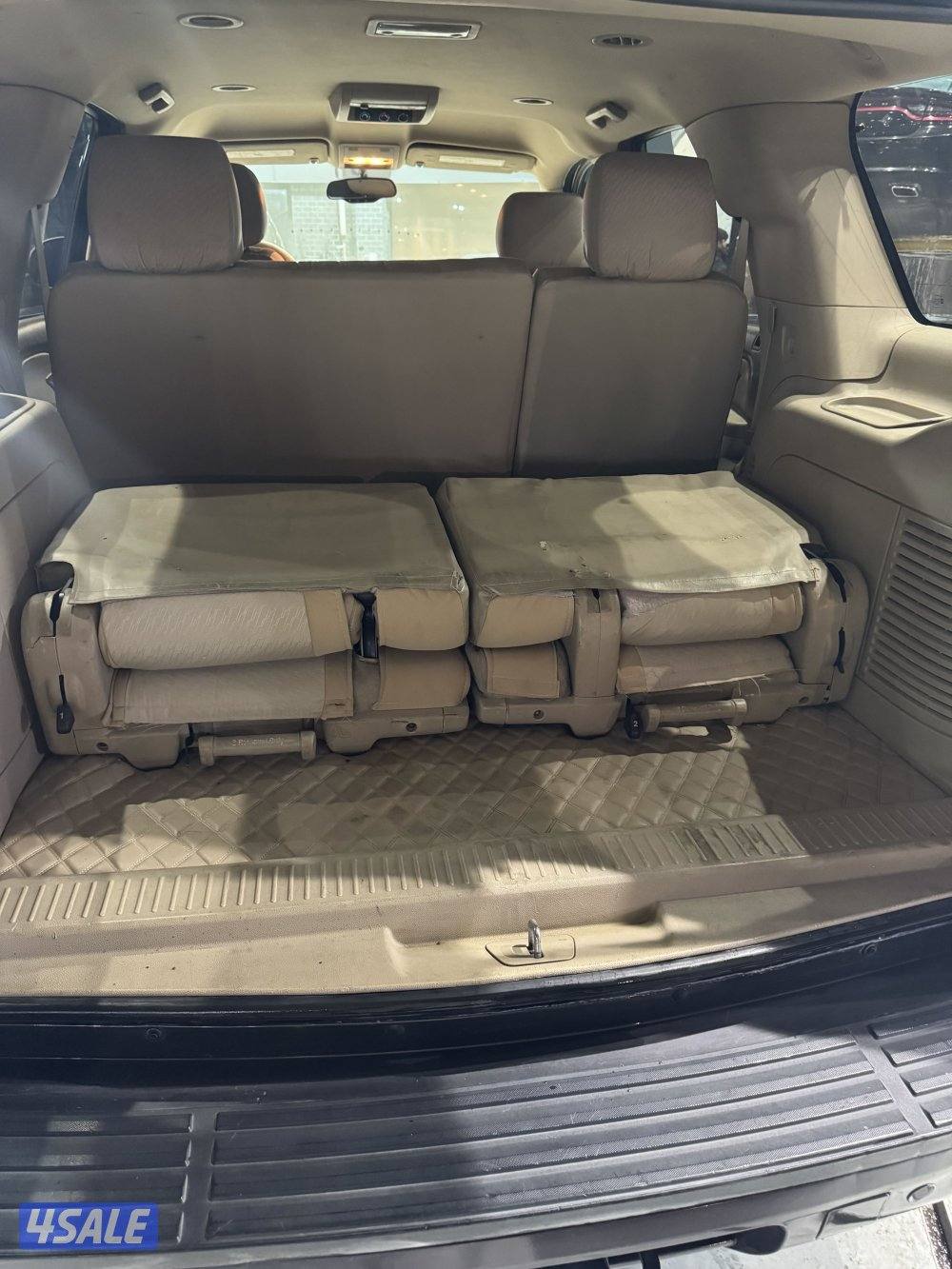 للبيع تاهو 2011 صبغ الوكالة وشرط الفحص بالكامل  منفوض من الى5