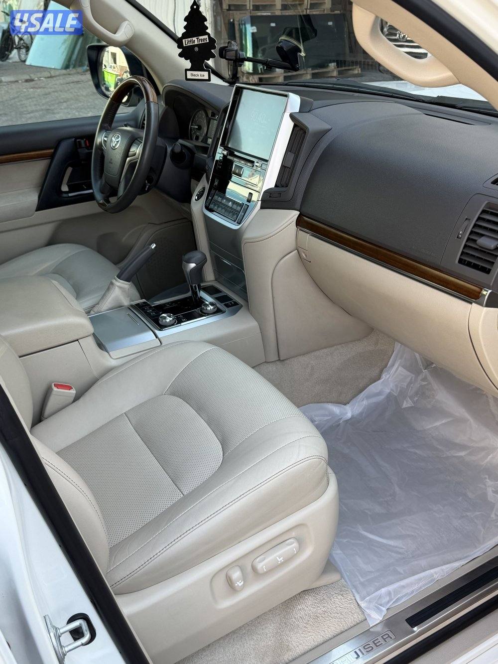 لاندكروزر GXR فحص مكينه وغير وشاصي البدي صبغ الوكاله في ثلاث قطع صبغ3