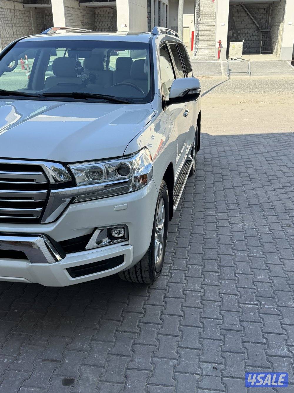 لاندكروزر GXR فحص مكينه وغير وشاصي البدي صبغ الوكاله في ثلاث قطع صبغ12