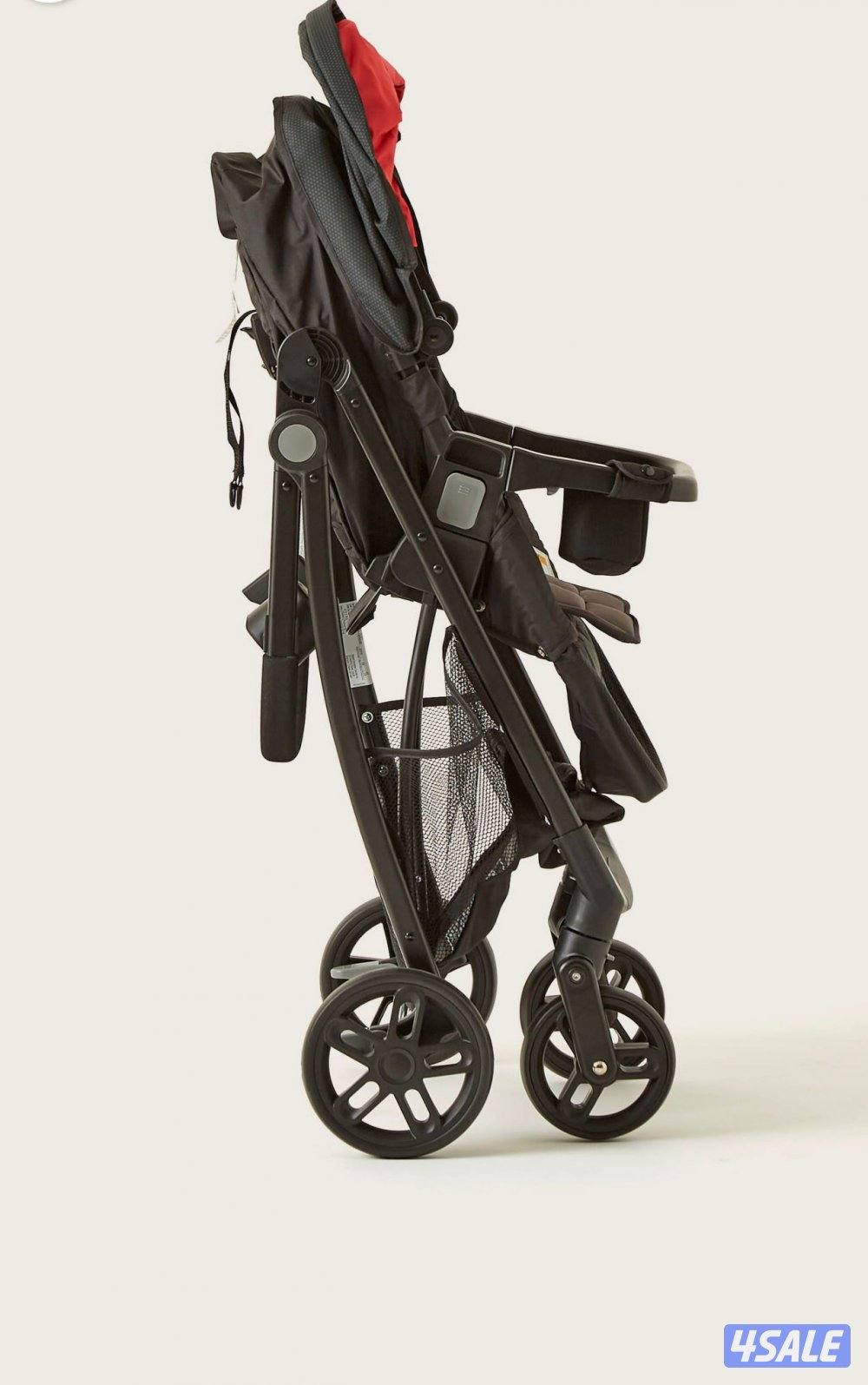 للبيع عربانه اطفال مو مستخدمه جديده الي يدور الشي يديد2