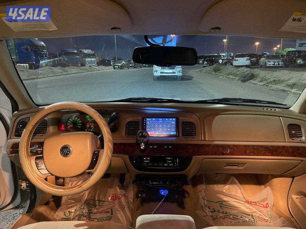 قراند ماركيز موديل 2009 شرط الفحص قير و مكينه وشاصي عداد 3200001