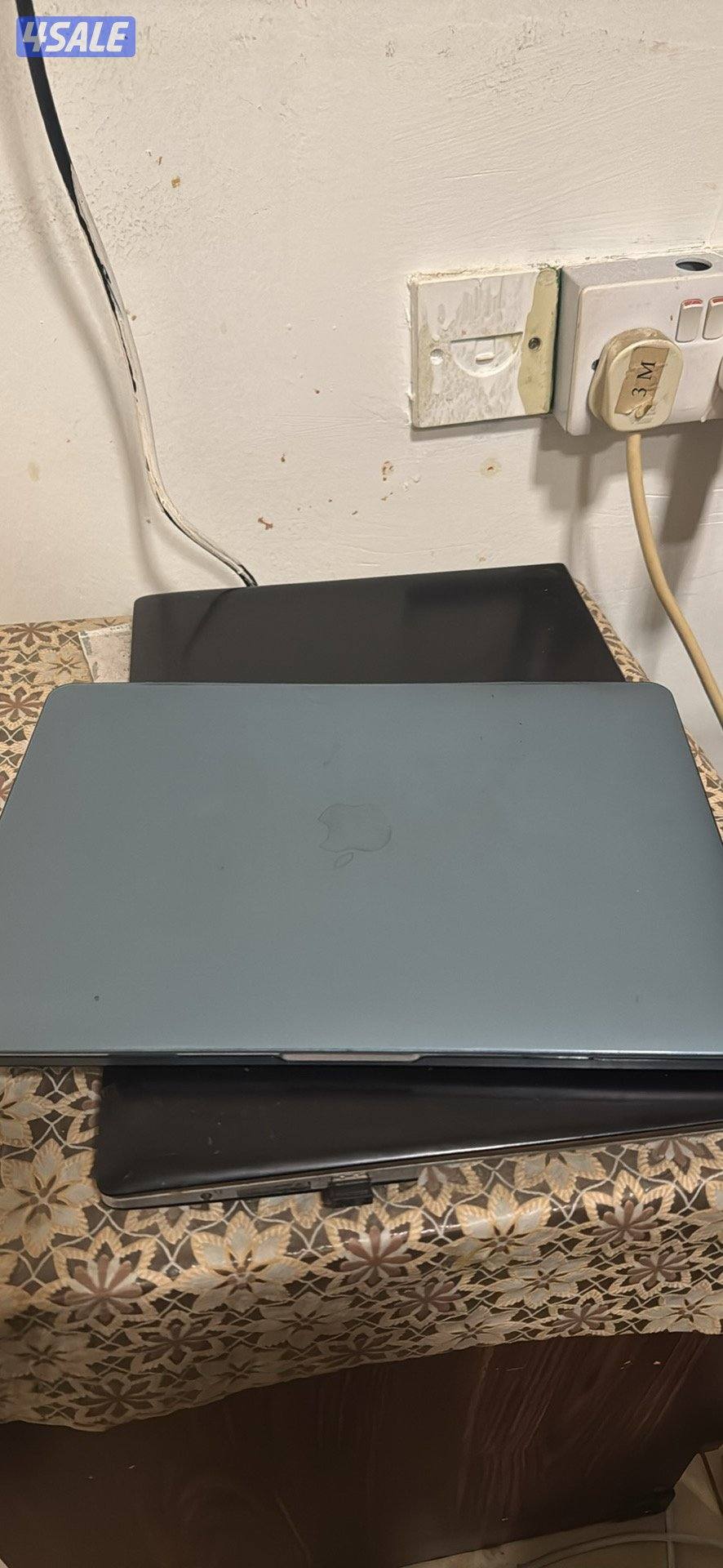 MacBook Pro M23