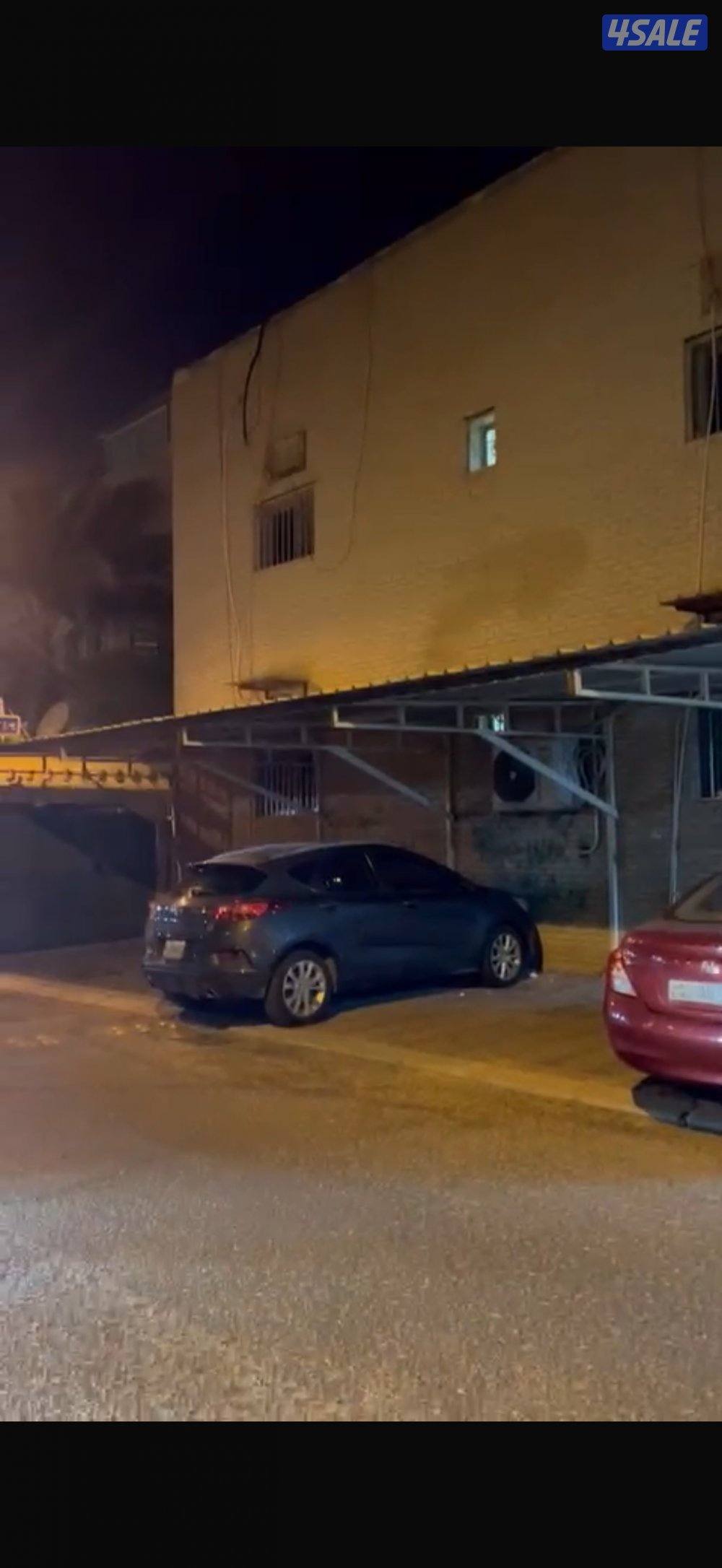 للبيع بيت قديم في القادسية قطعة ٧ شارع واحد أخو الزاوية3