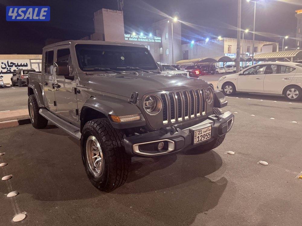 للبيع قلاديتر overland3