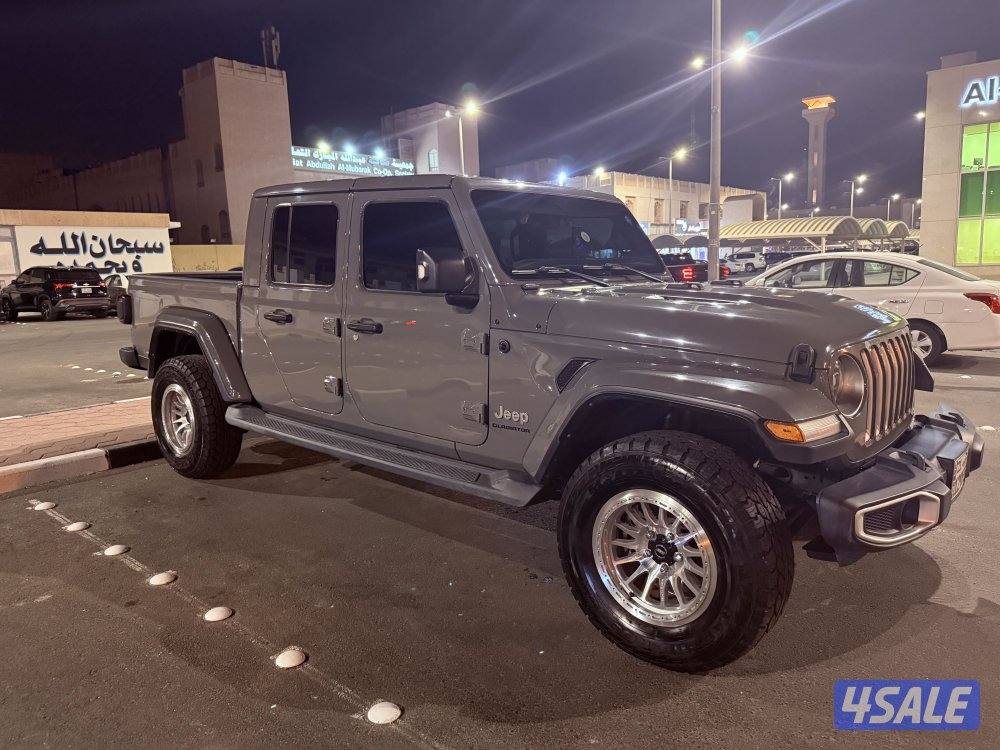 للبيع قلاديتر overland4