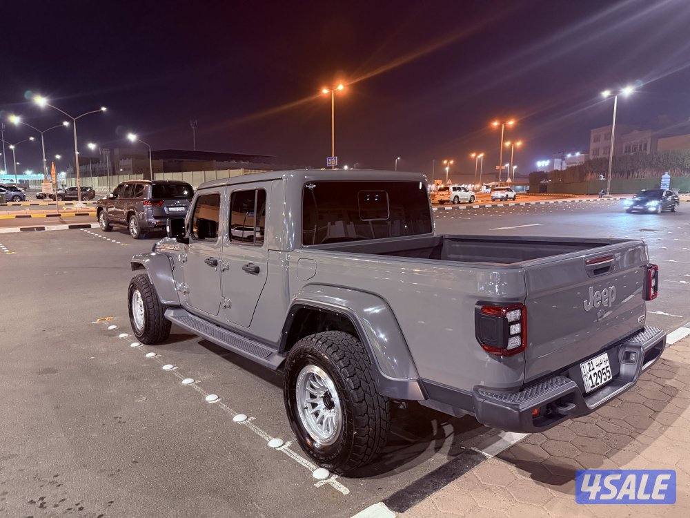 للبيع قلاديتر overland7