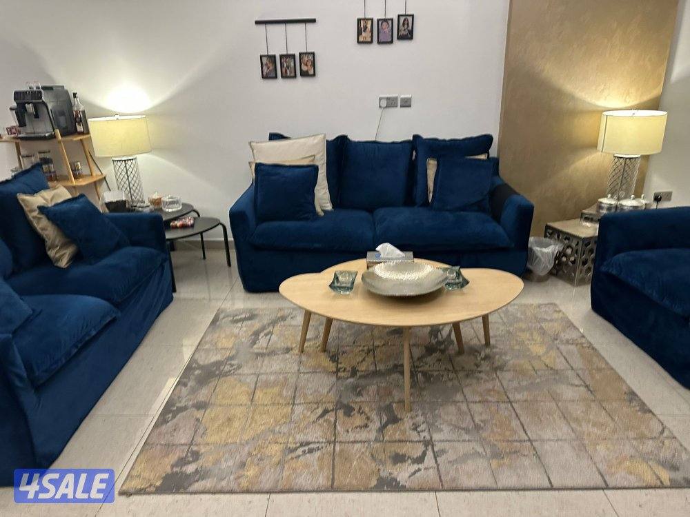 Used like new living room1