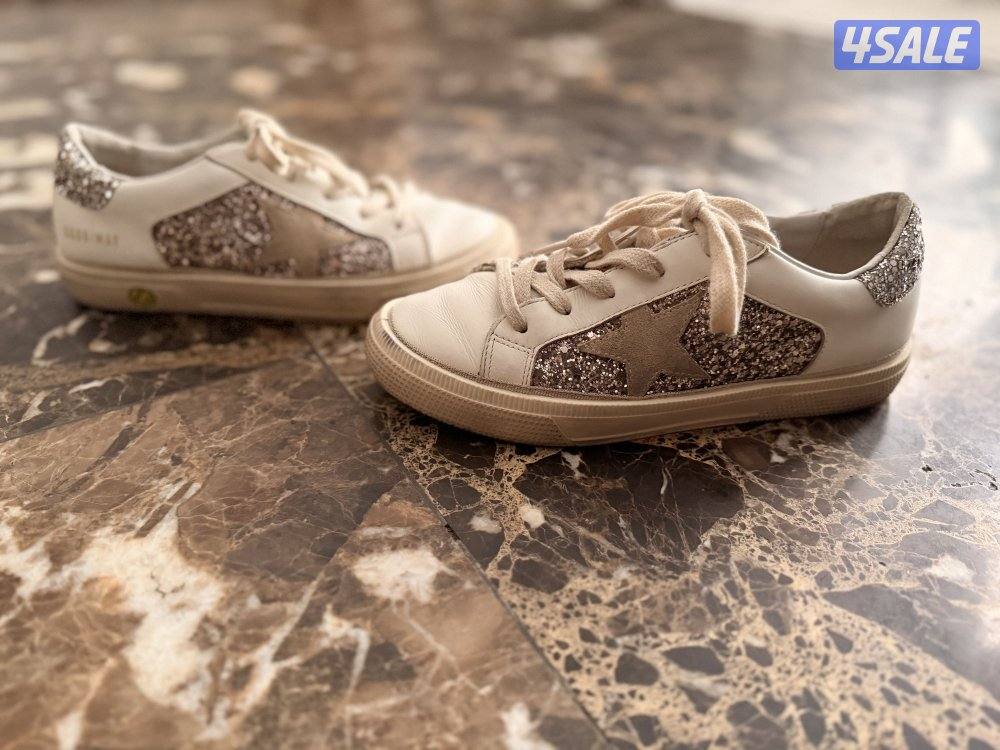 للبيع Golden goose اصلي مقاس 34 نظيف مع كامل المرفقات3