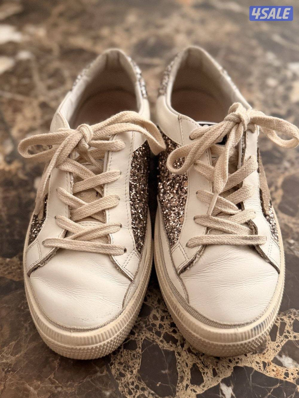 للبيع Golden goose اصلي مقاس 34 نظيف مع كامل المرفقات6