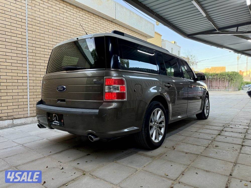 فورد فلكس بحالة ممتازة7