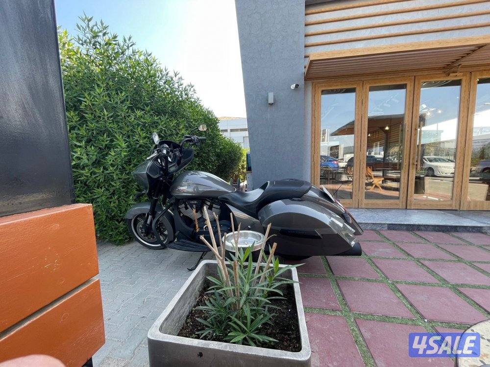 فيكتوري كروس كونتري موديل 2015 عداد 33 الف2