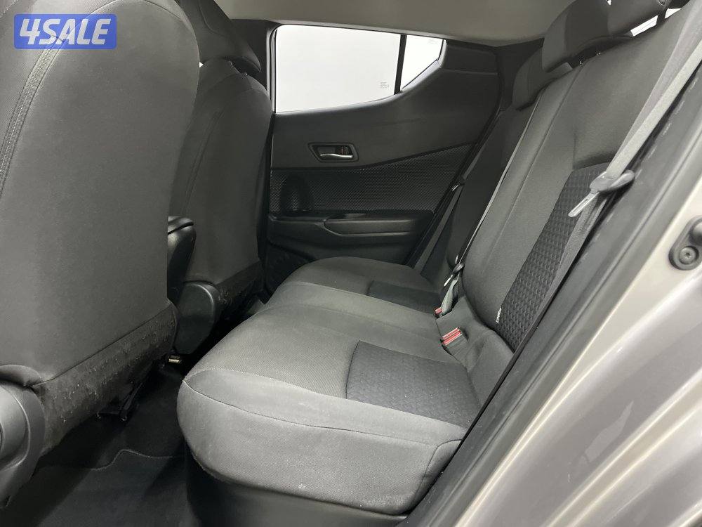 TOYOTA C-HR_HEV Toyota C-HR_HEV 20203