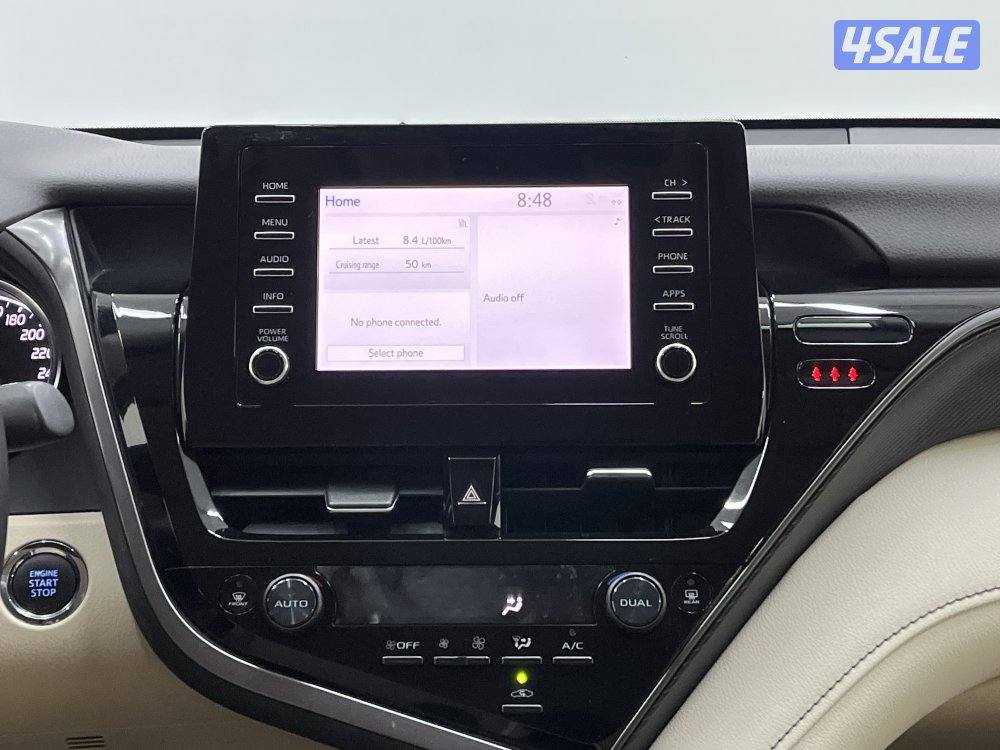 TOYOTA CAMRY GLE 4 CYL MID OPTION13