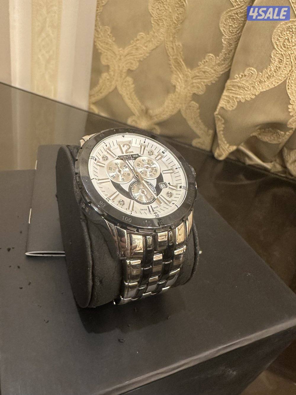 للبيع ساعة CERRUTI 18812